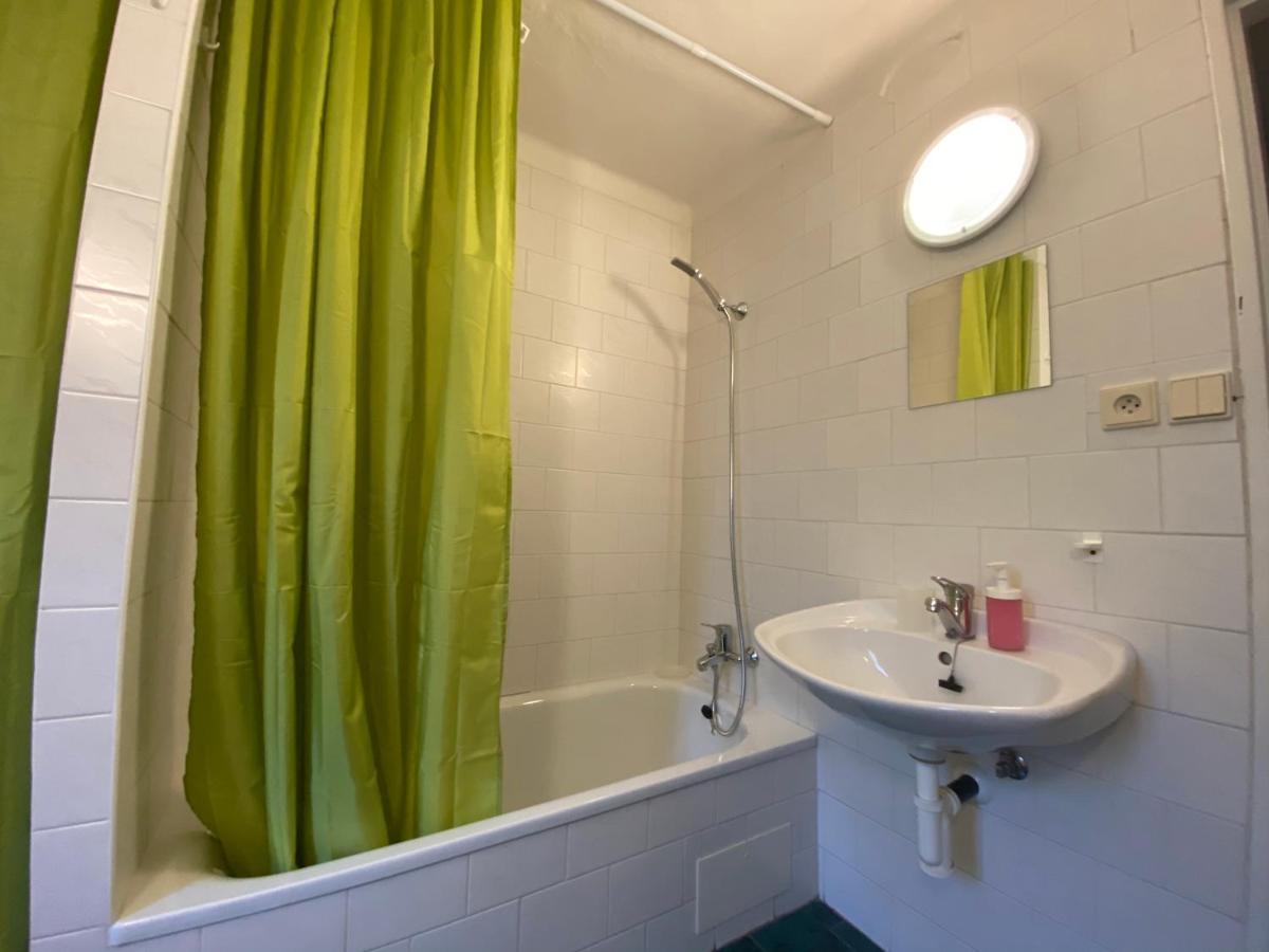 Pod Nachodskym Zamkem Apartment Luaran gambar