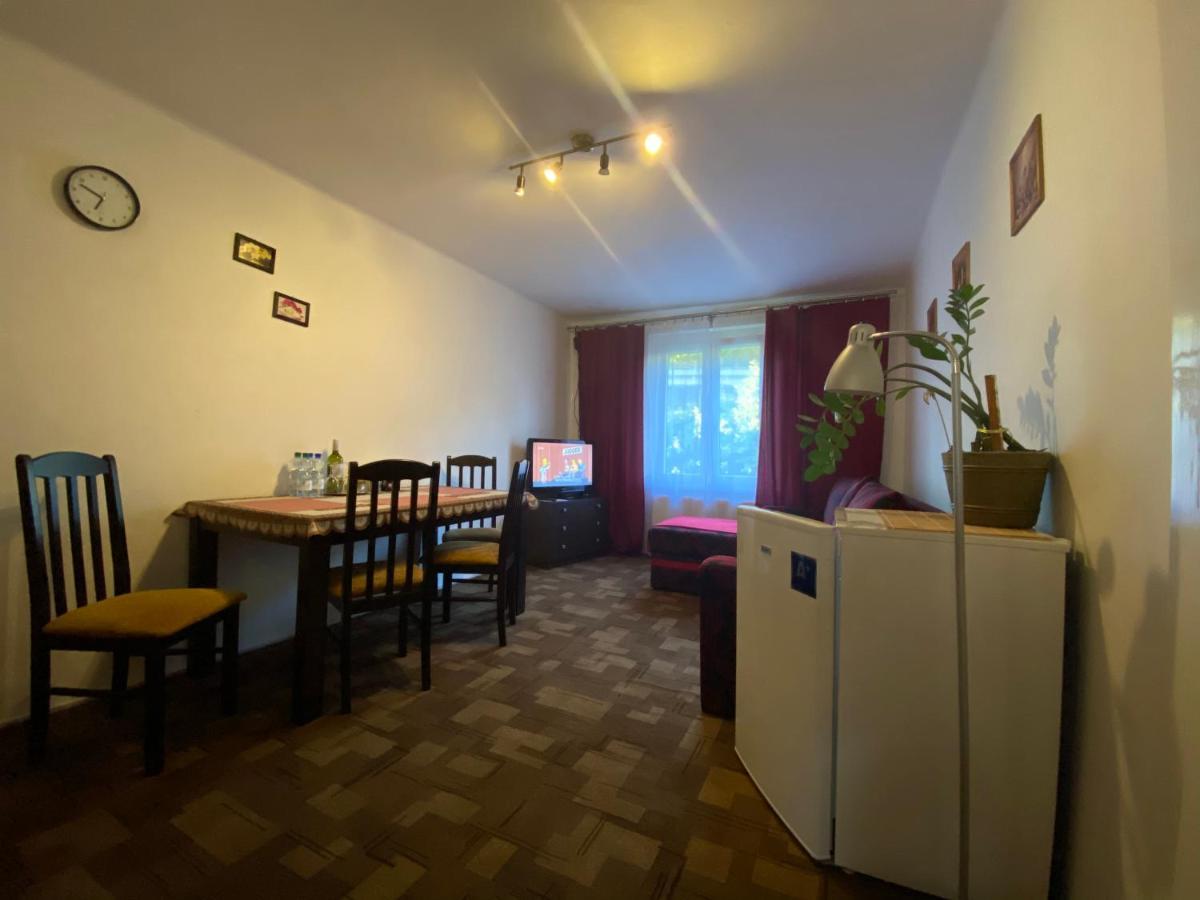 Pod Nachodskym Zamkem Apartment Luaran gambar